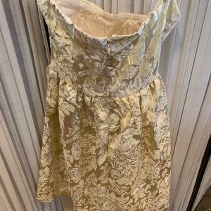 Forever 21 Dresses - Gold holiday dress Forever 21 Dresses - Gold holiday dress
